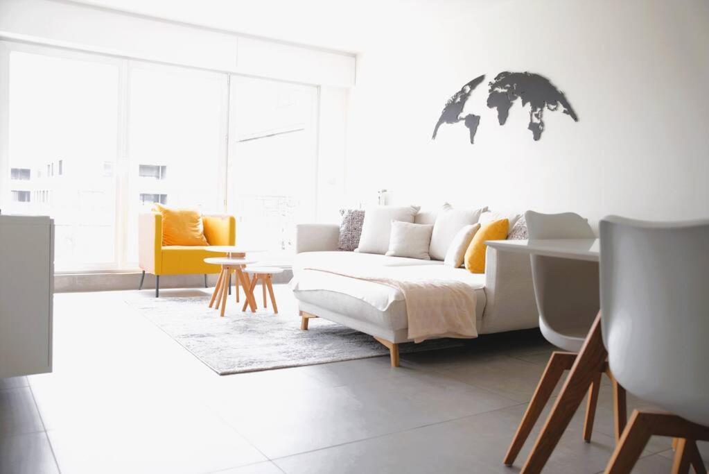 Charming Modern 2 Bedroom Apartment Alzingen Bagian luar foto