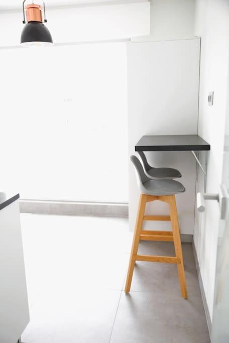 Charming Modern 2 Bedroom Apartment Alzingen Bagian luar foto